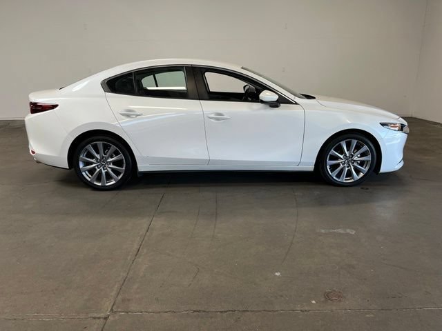 Used 2021 MAZDA MAZDA3 s FWD image 2