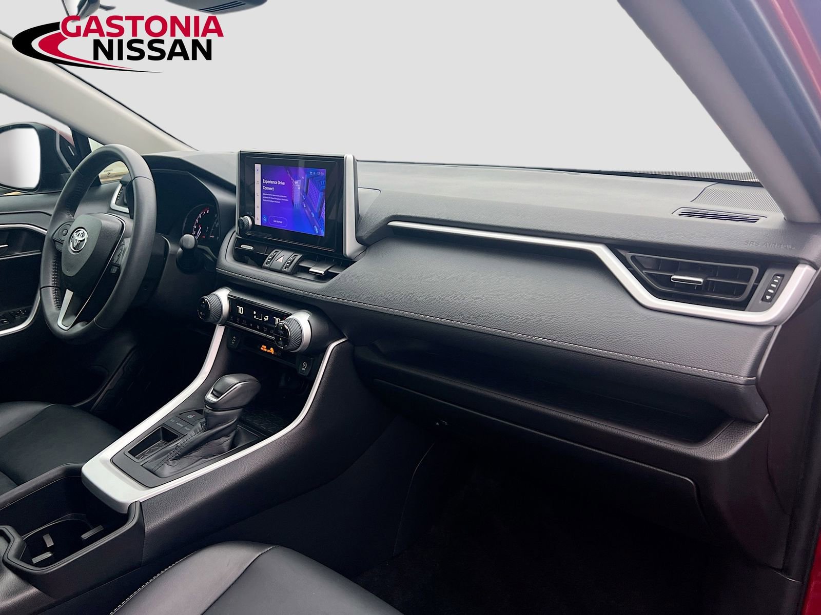 Used 2023 Toyota RAV4 XLE Premium image 38