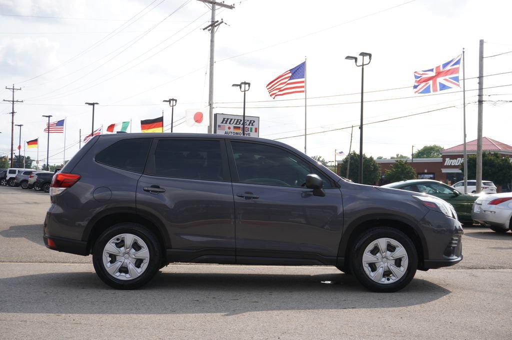 Used 2023 Subaru Forester AWD/4WD image 8