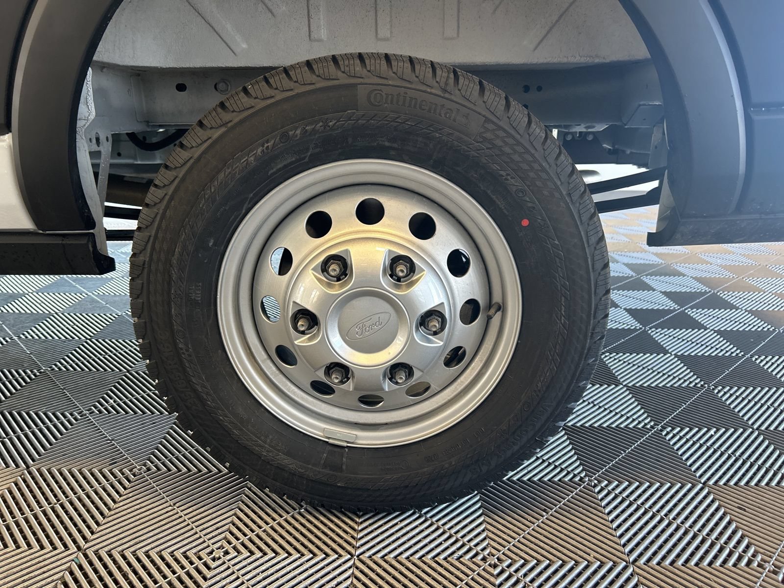 New 2026 Ford Transit 250 148 Medium Roof RWD image 11