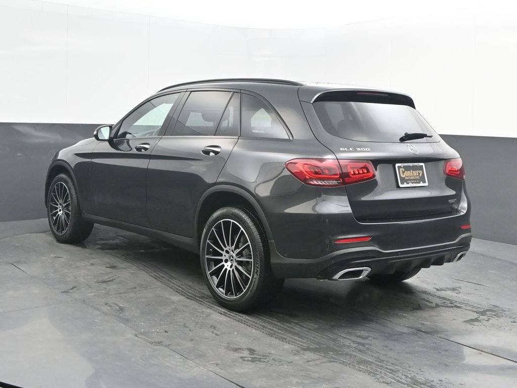 Used 2022 Mercedes-Benz GLC 300 image 3