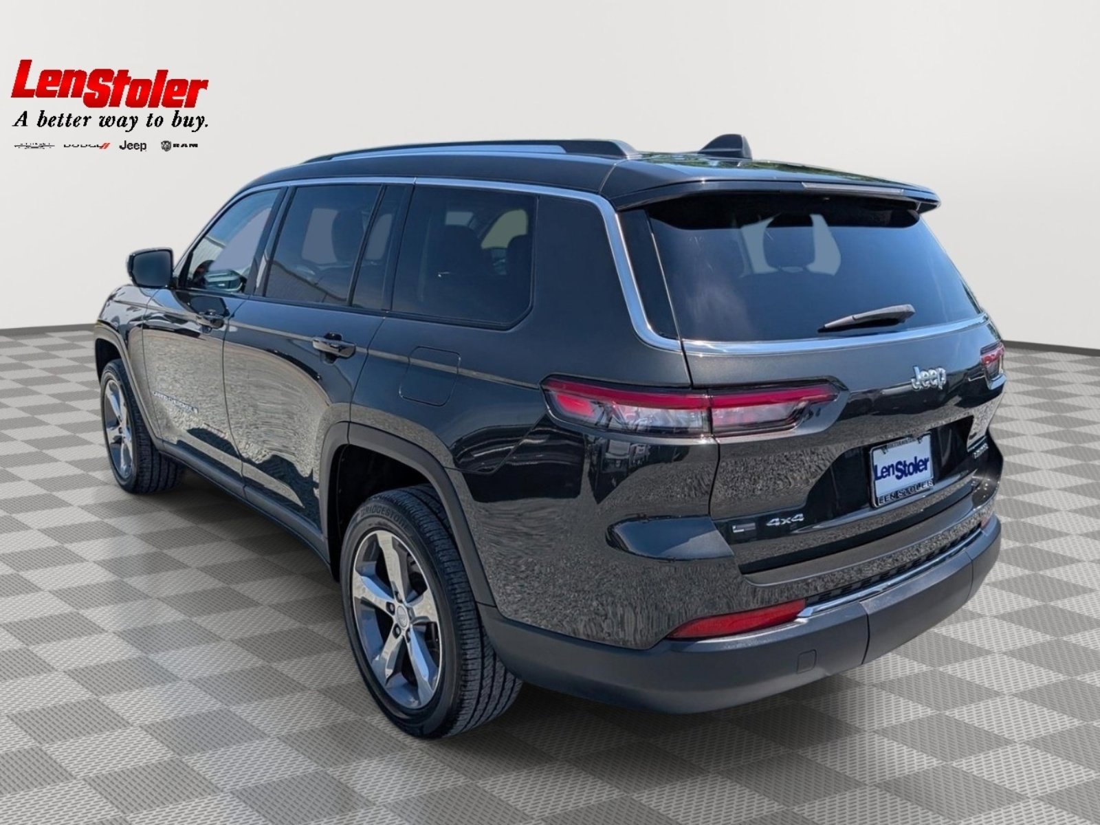 Used 2022 Jeep Grand Cherokee L Limited AWD/4WD image 3