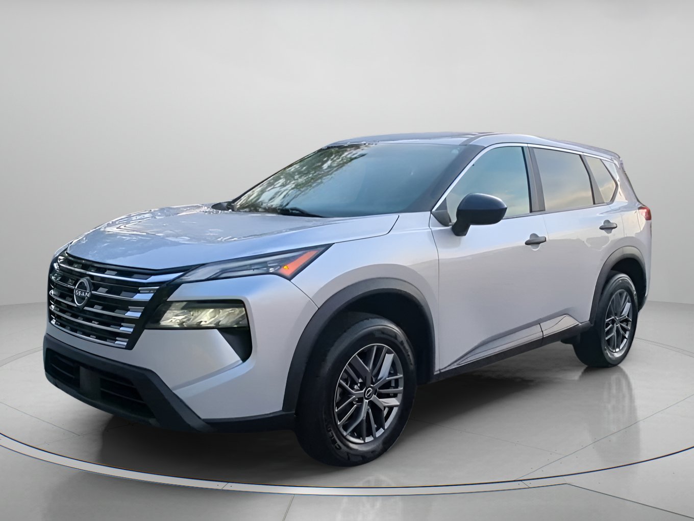 Used 2024 Nissan Rogue S FWD image 12