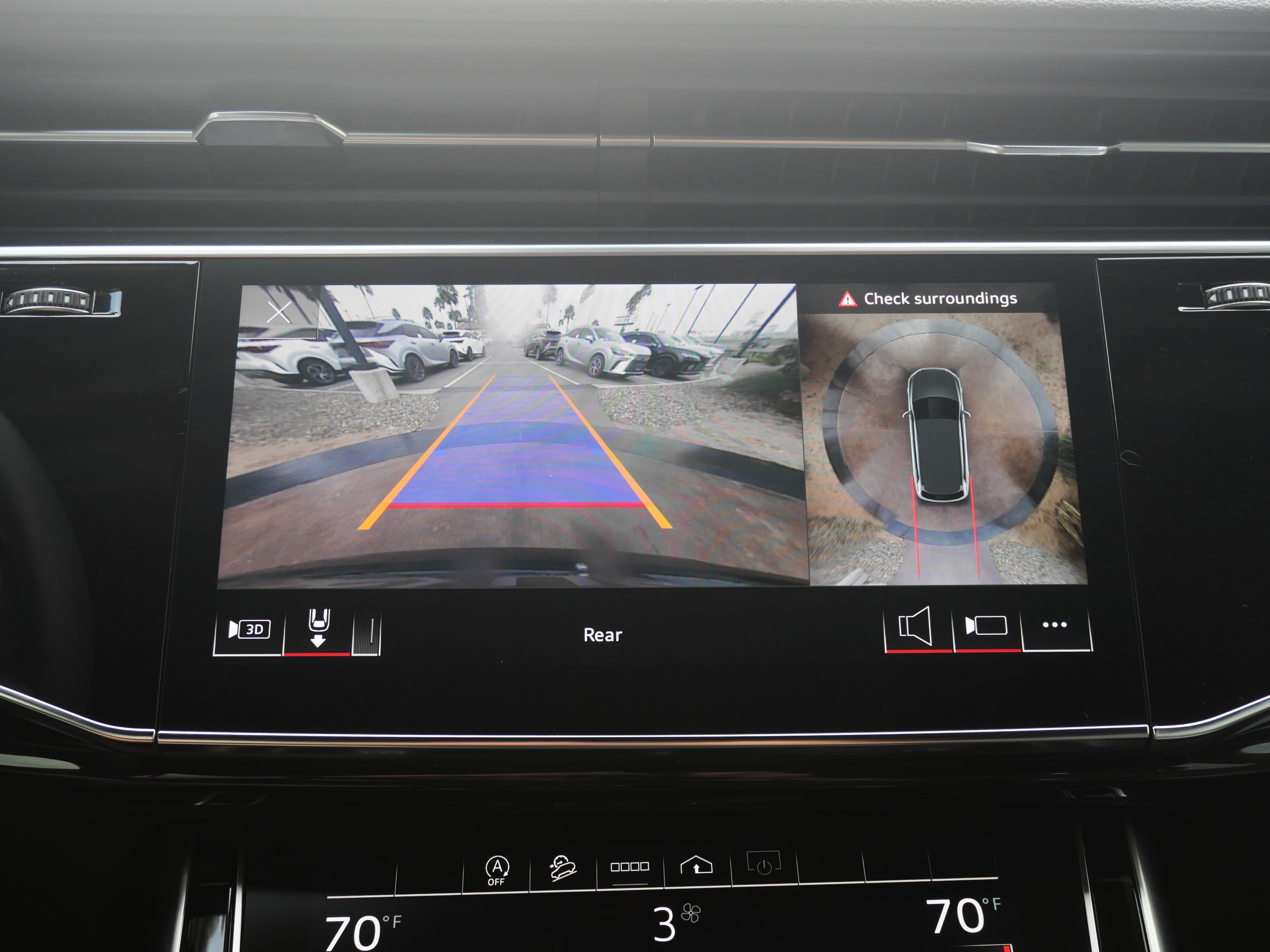 Used 2023 Audi Q7 3.0T Premium w/ Convenience Package image 16