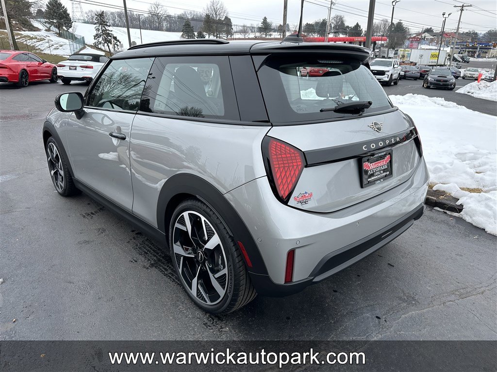 Used 2025 MINI Cooper S image 10