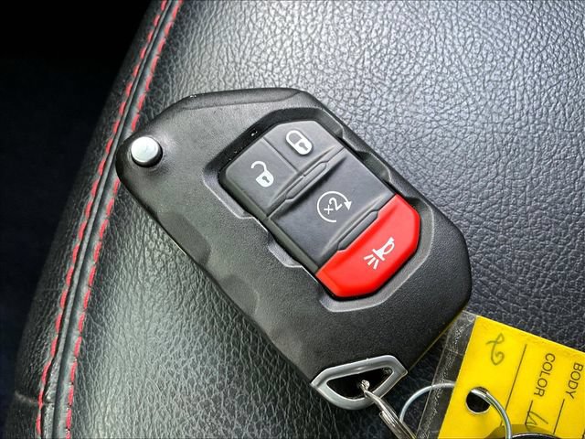 Used 2021 Jeep Gladiator Rubicon AWD/4WD image 37