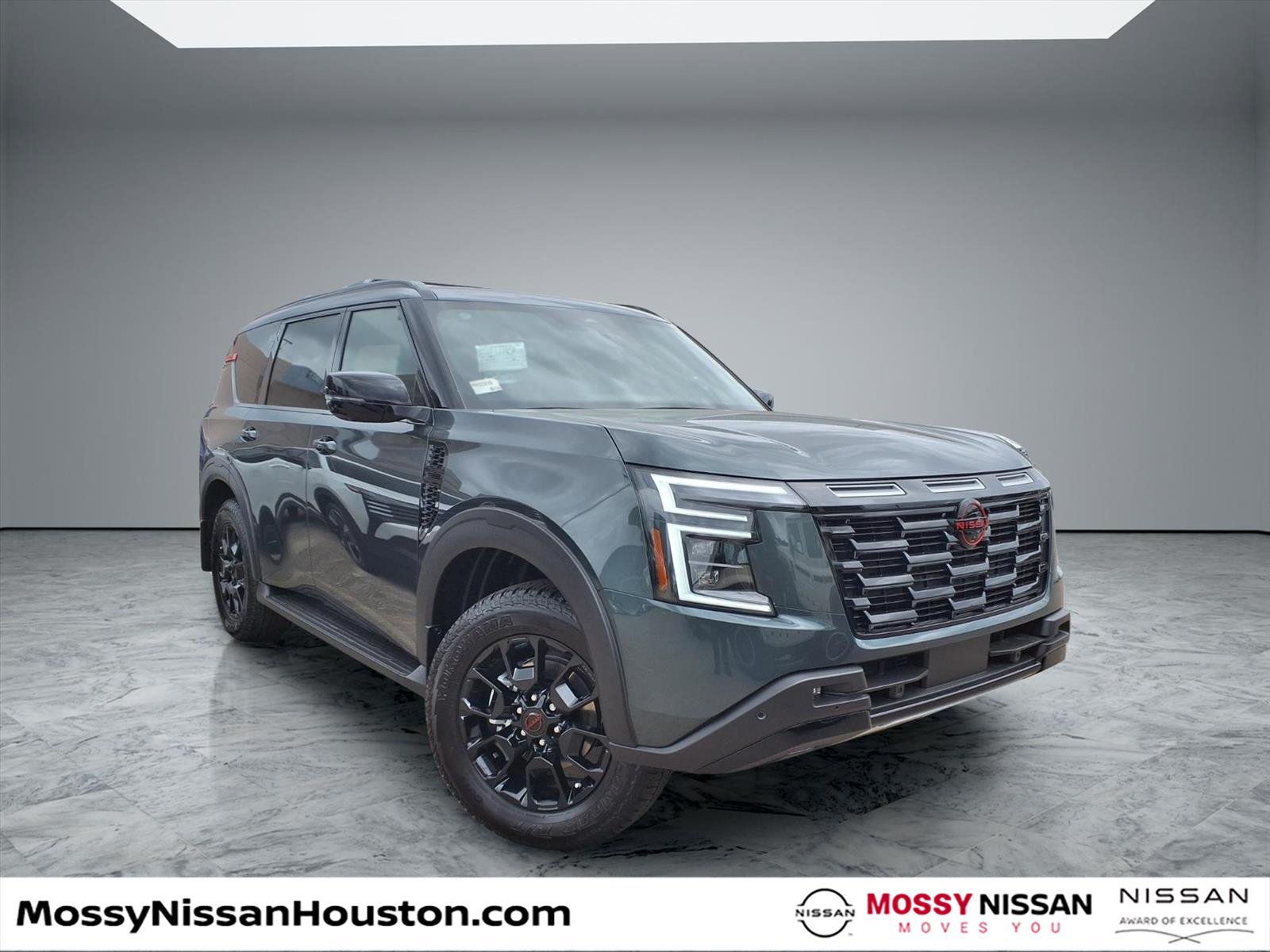 New 2026 Nissan Armada PRO-4X w/ Captain's Chari Seat Package
