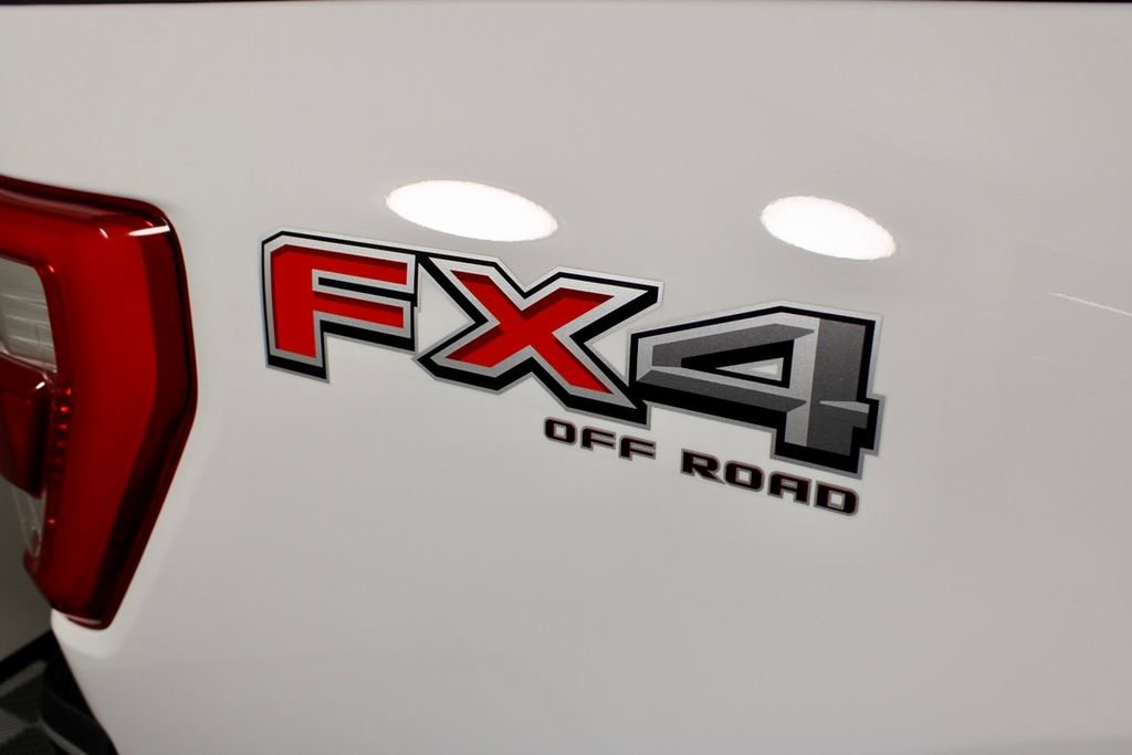 Used 2023 Ford F150 Lariat w/ Trailer Tow Package image 10