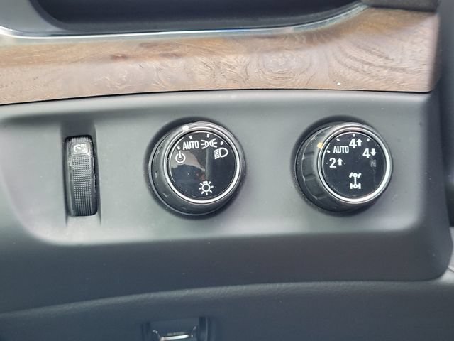 Used 2016 Cadillac Escalade Premium AWD/4WD image 19
