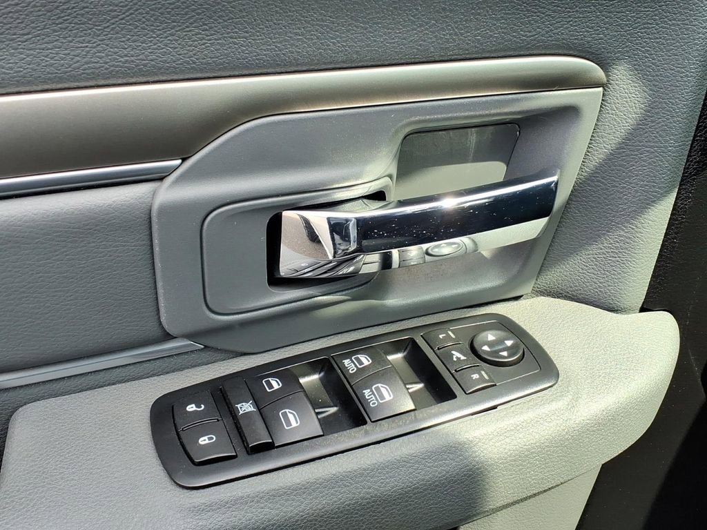 Used 2016 RAM 1500 Big Horn AWD/4WD image 4