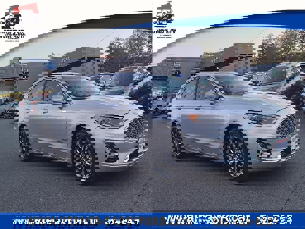 Used 2019 Ford Fusion Titanium image 1