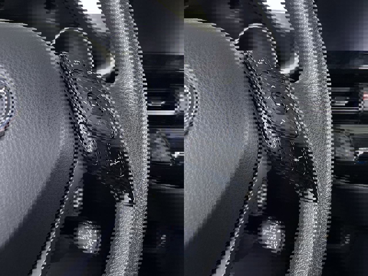 Used 2021 Toyota C-HR LE image 25