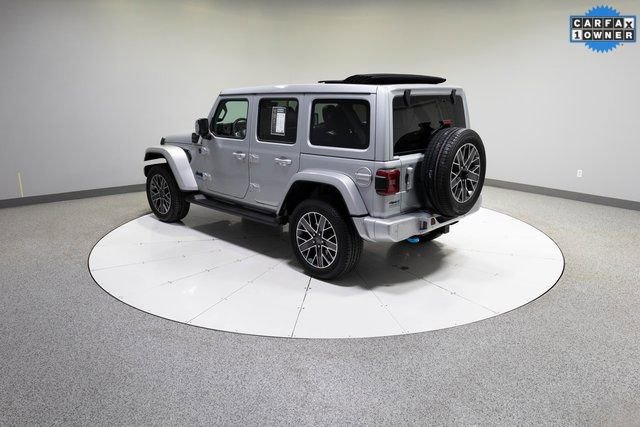 Used 2022 Jeep Wrangler Unlimited Sahara image 34