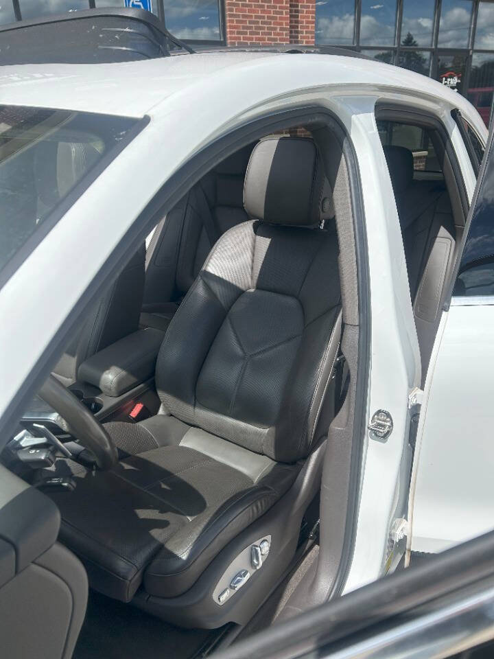 Used 2017 Porsche Macan S image 26