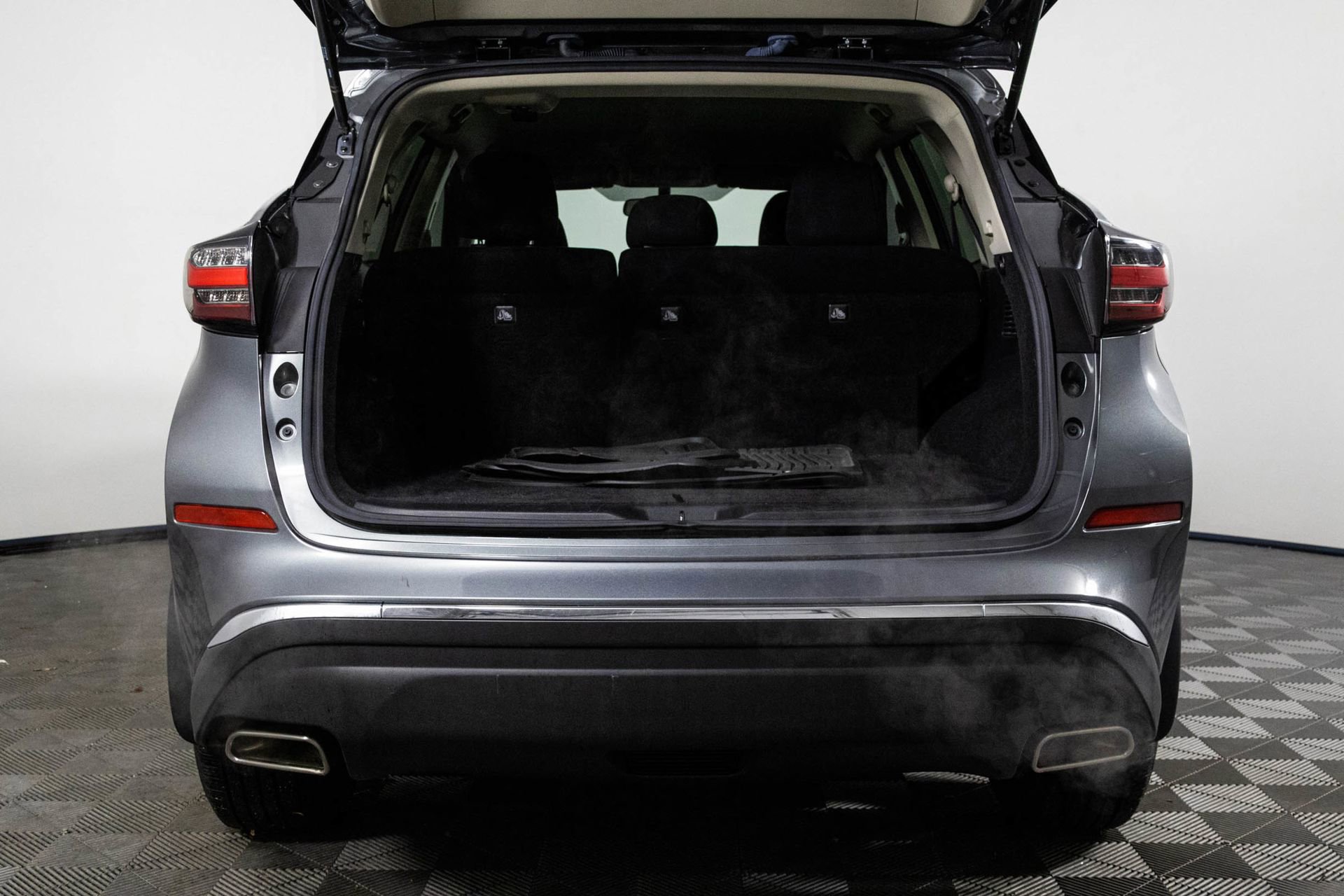 Used 2019 Nissan Murano S image 34