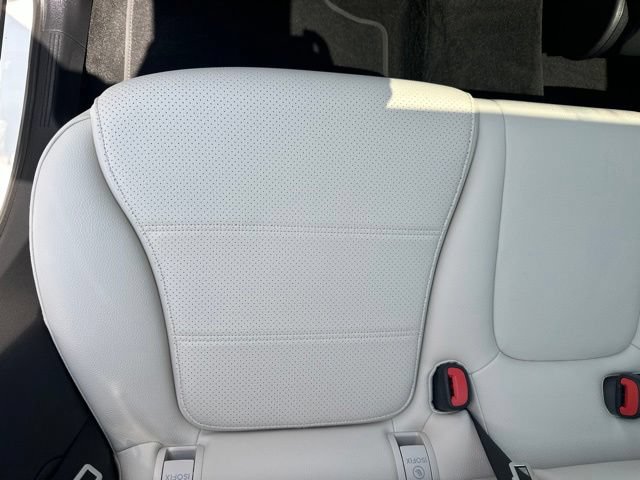 Used 2026 Mercedes-Benz GLC 300 4MATIC image 28