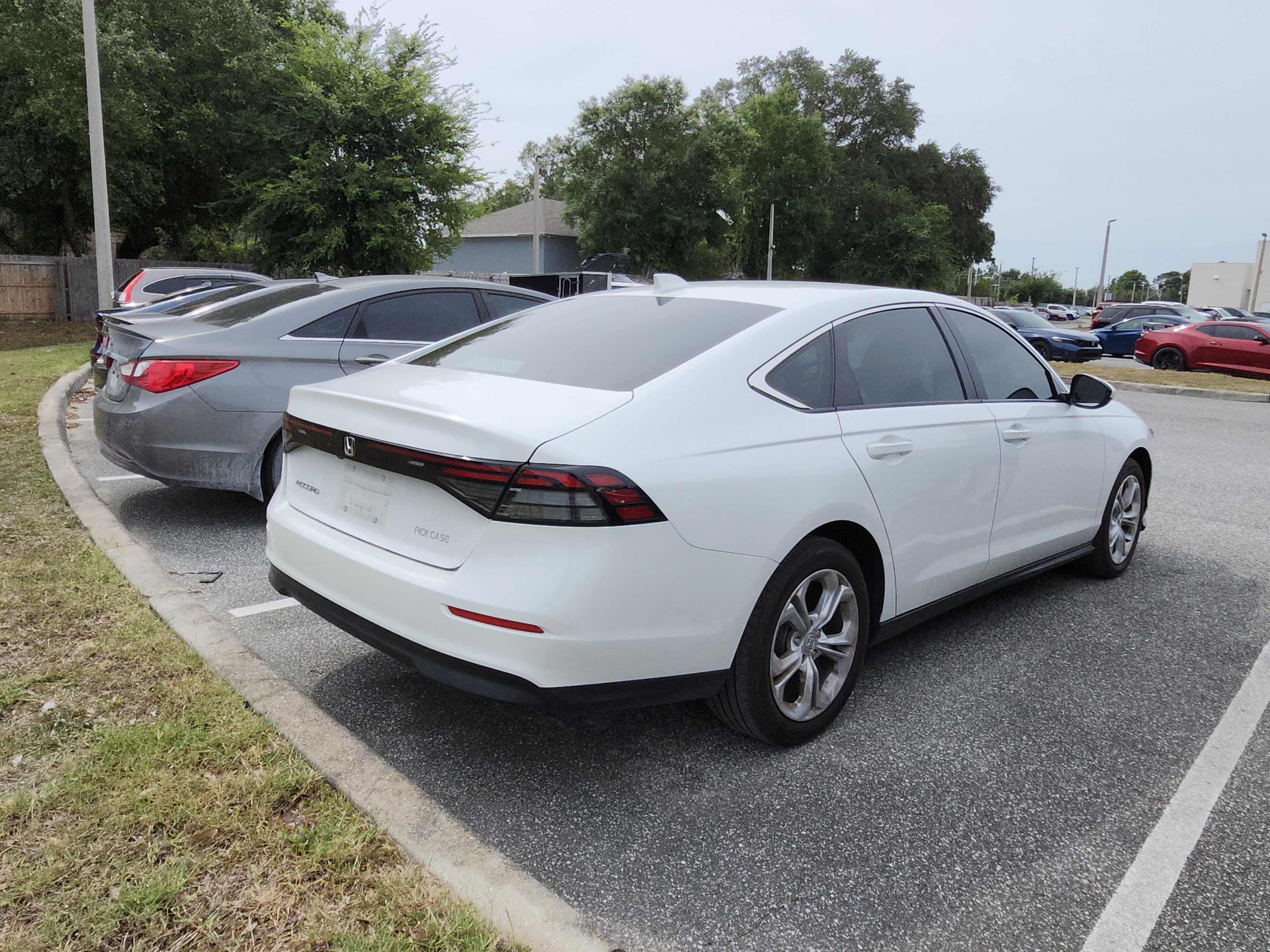 Used 2025 Honda Accord LX image 6