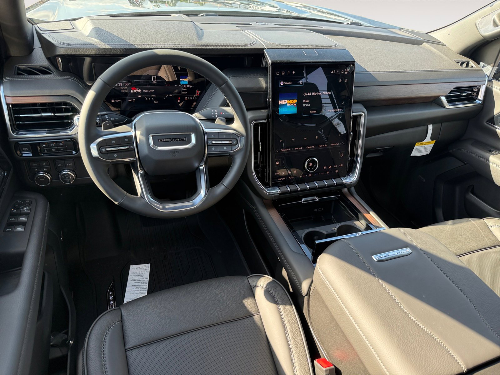 New 2026 GMC Yukon XL Denali w/ Sun & Power Step Package image 15