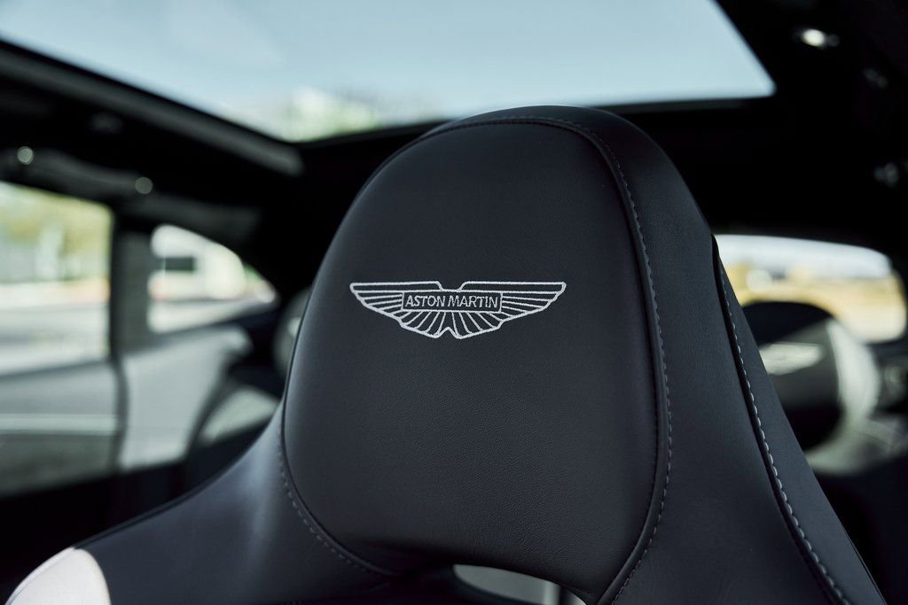 Used 2025 Aston Martin DBX 707 image 49