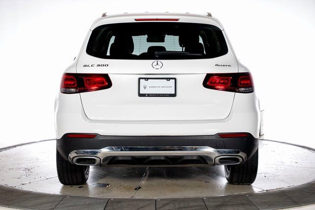 Used 2022 Mercedes-Benz GLC 300 4MATIC w/ Premium Package Lite image 4