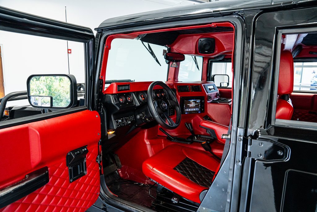 Used 2002 HUMMER H1 4-Door Wagon image 28