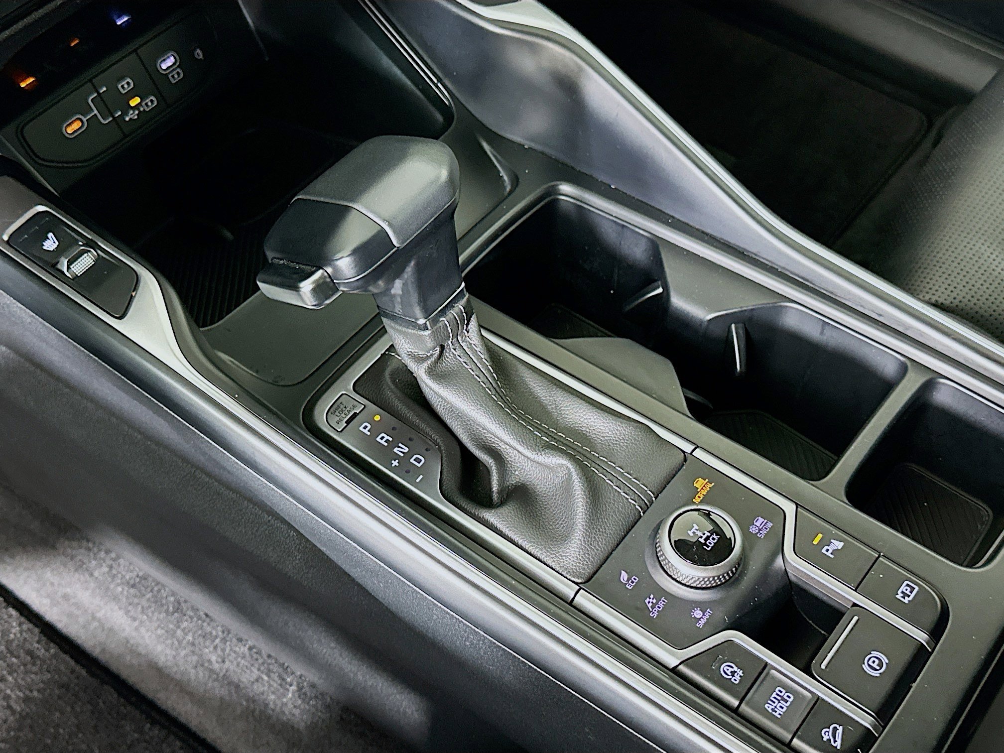 Used 2024 Kia Sorento S image 25