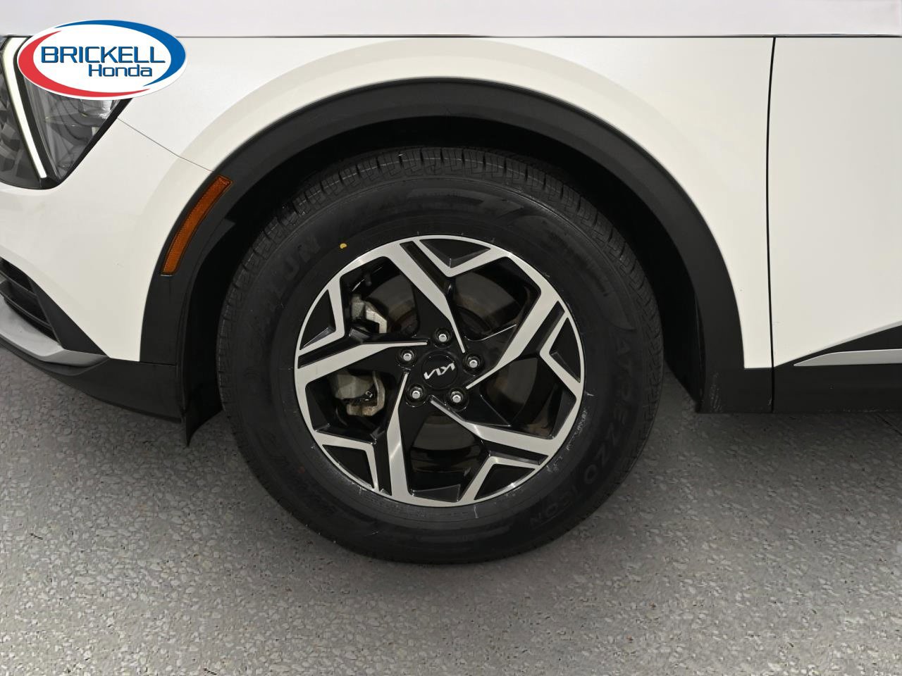 Used 2023 Kia Sportage LX FWD image 34