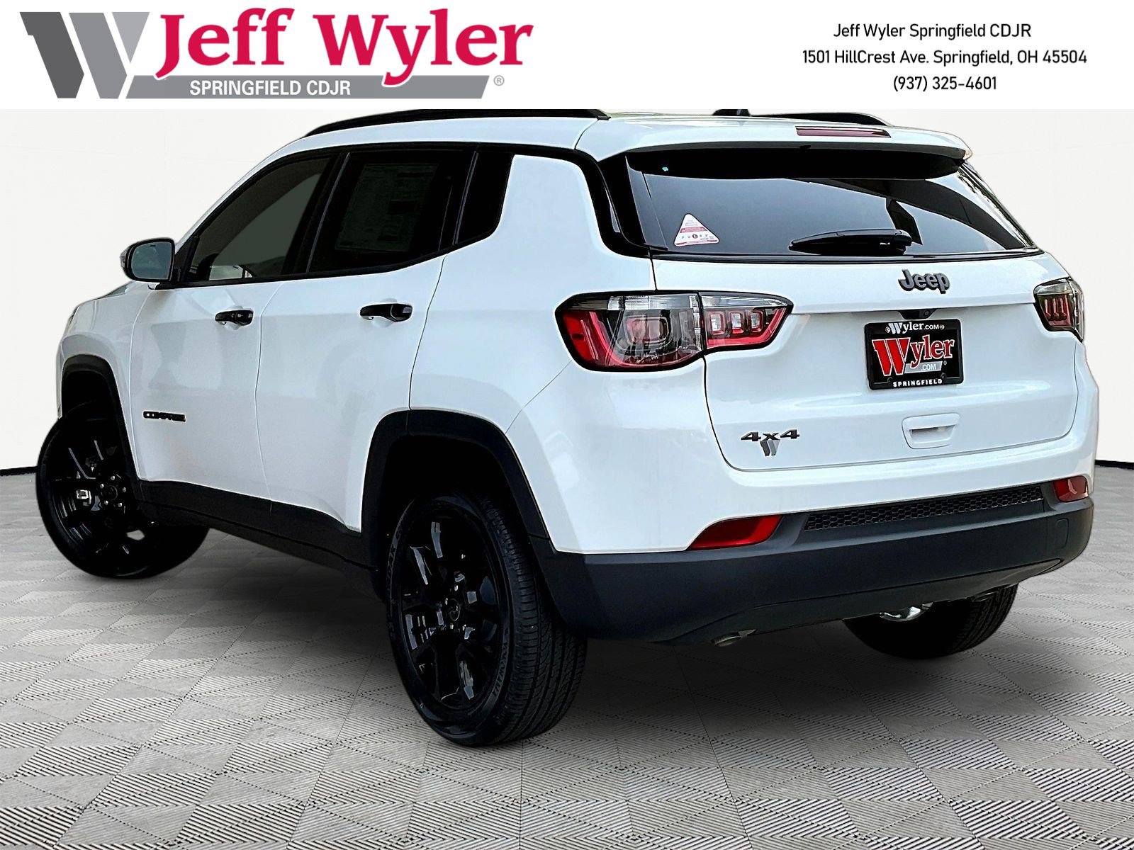 New 2026 Jeep Compass Latitude AWD/4WD image 4