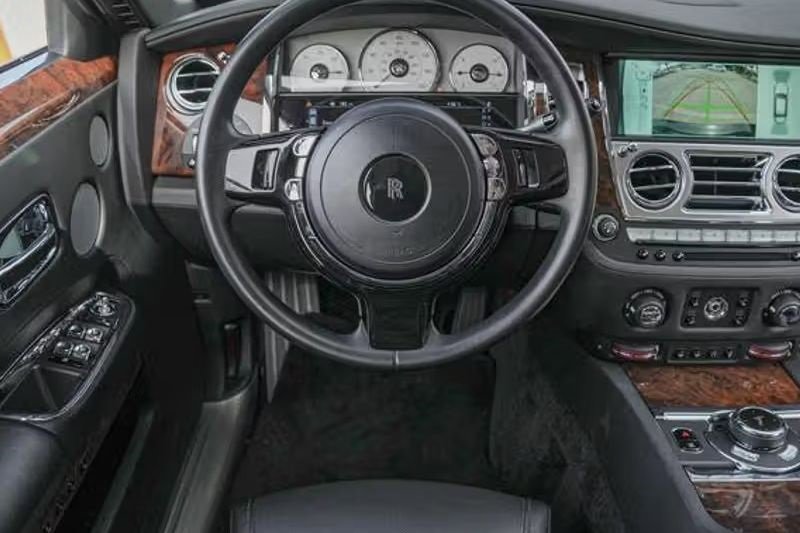 Certified 2016 Rolls-Royce Ghost Extended Wheelbase image 21