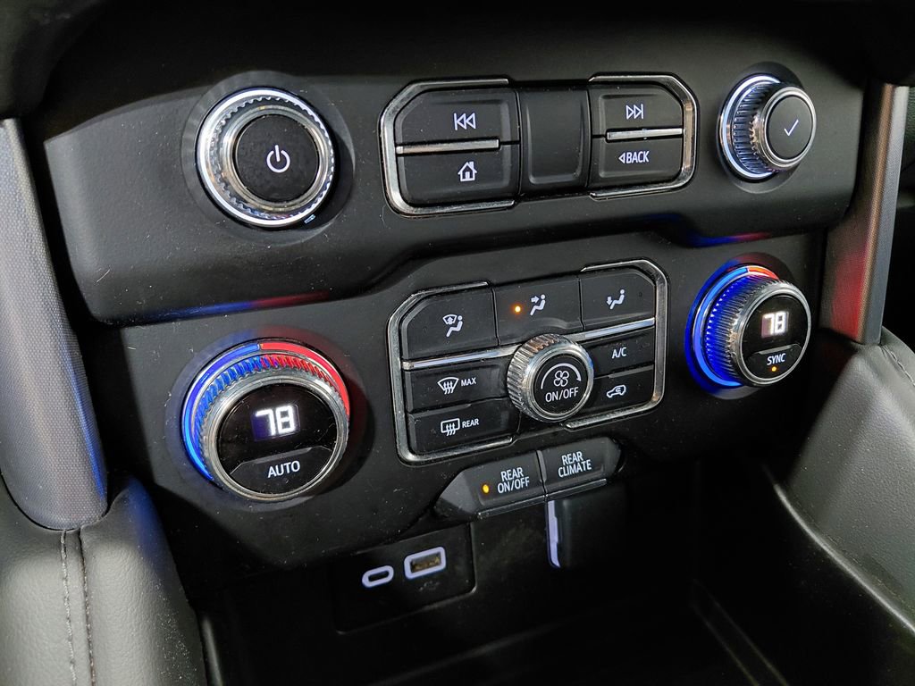 Used 2024 GMC Yukon SLE AWD/4WD image 28