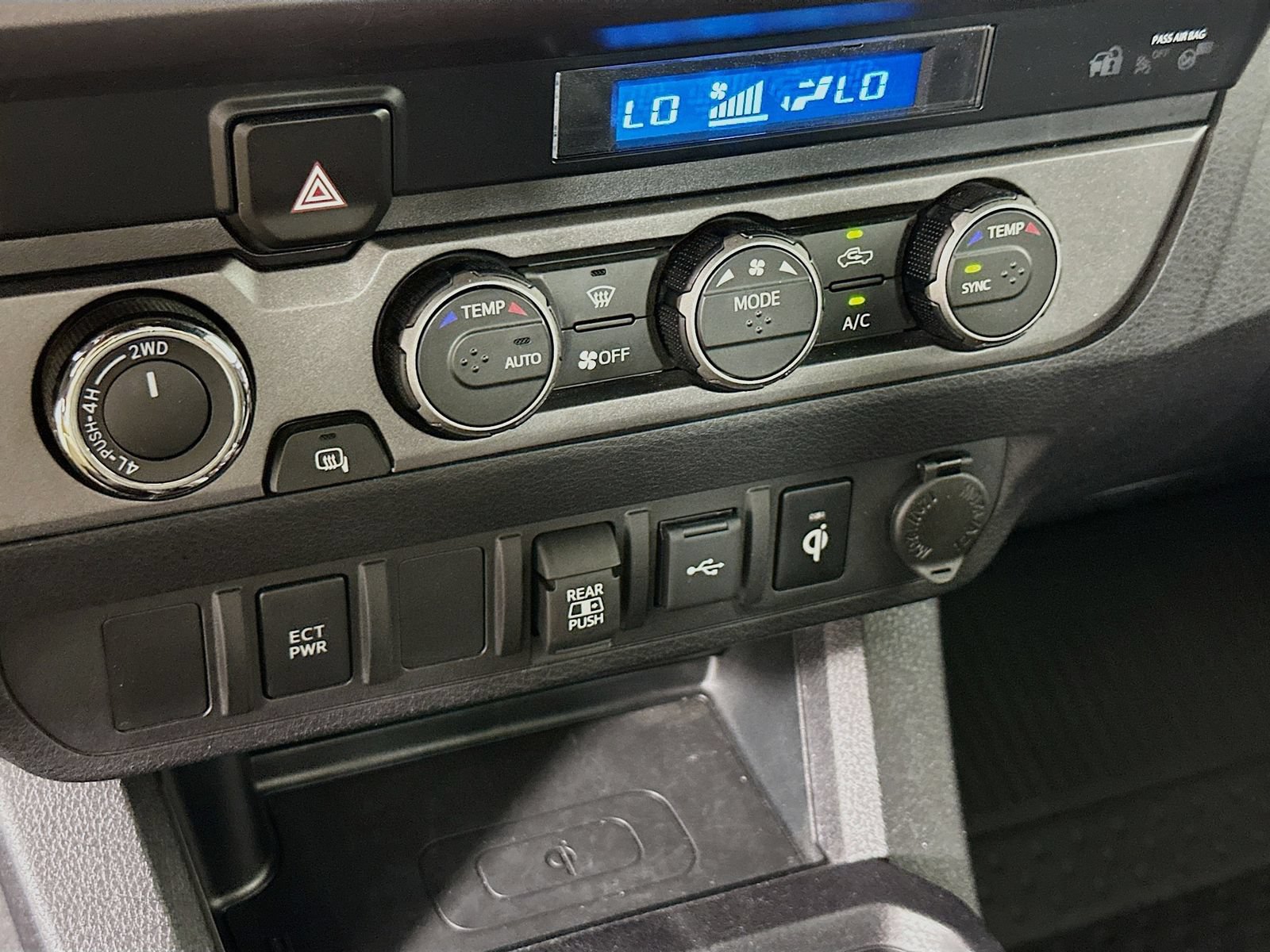 Certified 2023 Toyota Tacoma TRD Off-Road AWD/4WD image 16