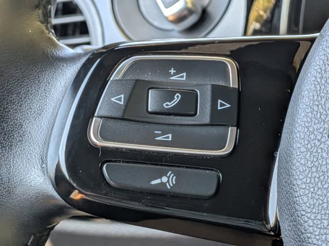 Used 2019 Volkswagen Beetle 2.0T S FWD image 26