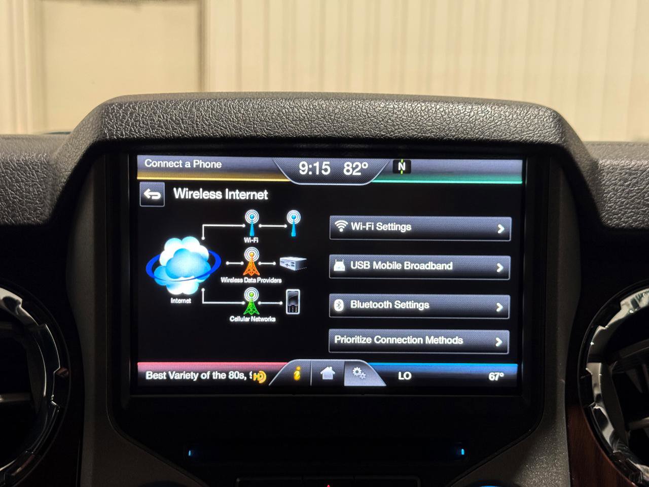 Used 2016 Ford F250 Lariat w/ Lariat Interior Package AWD/4WD image 24