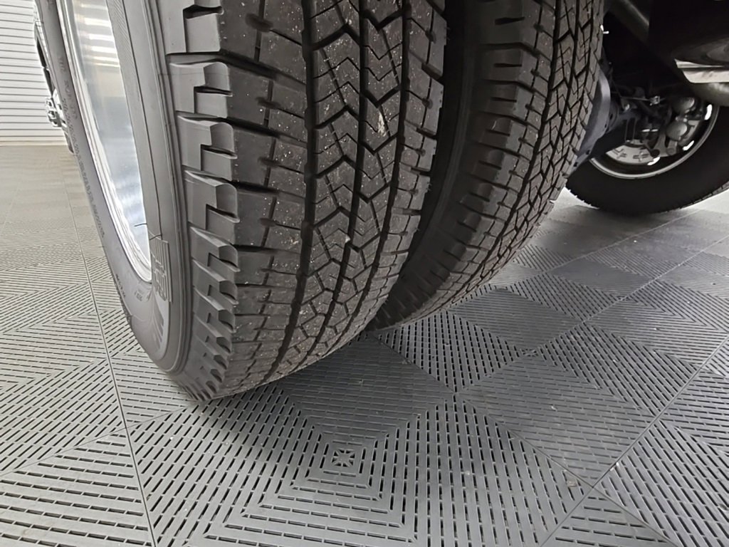 Certified 2024 GMC Sierra 3500 Denali w/ Denali Reserve Package image 45