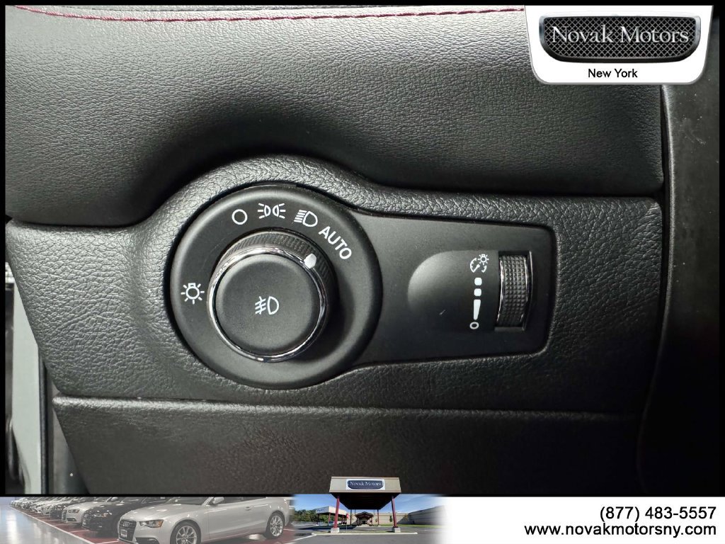 Used 2023 Dodge Durango R/T AWD/4WD image 22