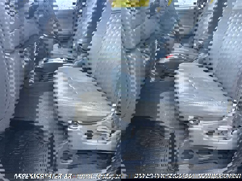 Used 2005 Jeep Liberty Limited image 21