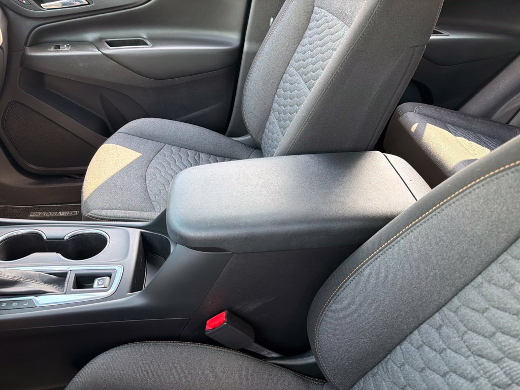 Used 2021 Chevrolet Equinox LT FWD image 17