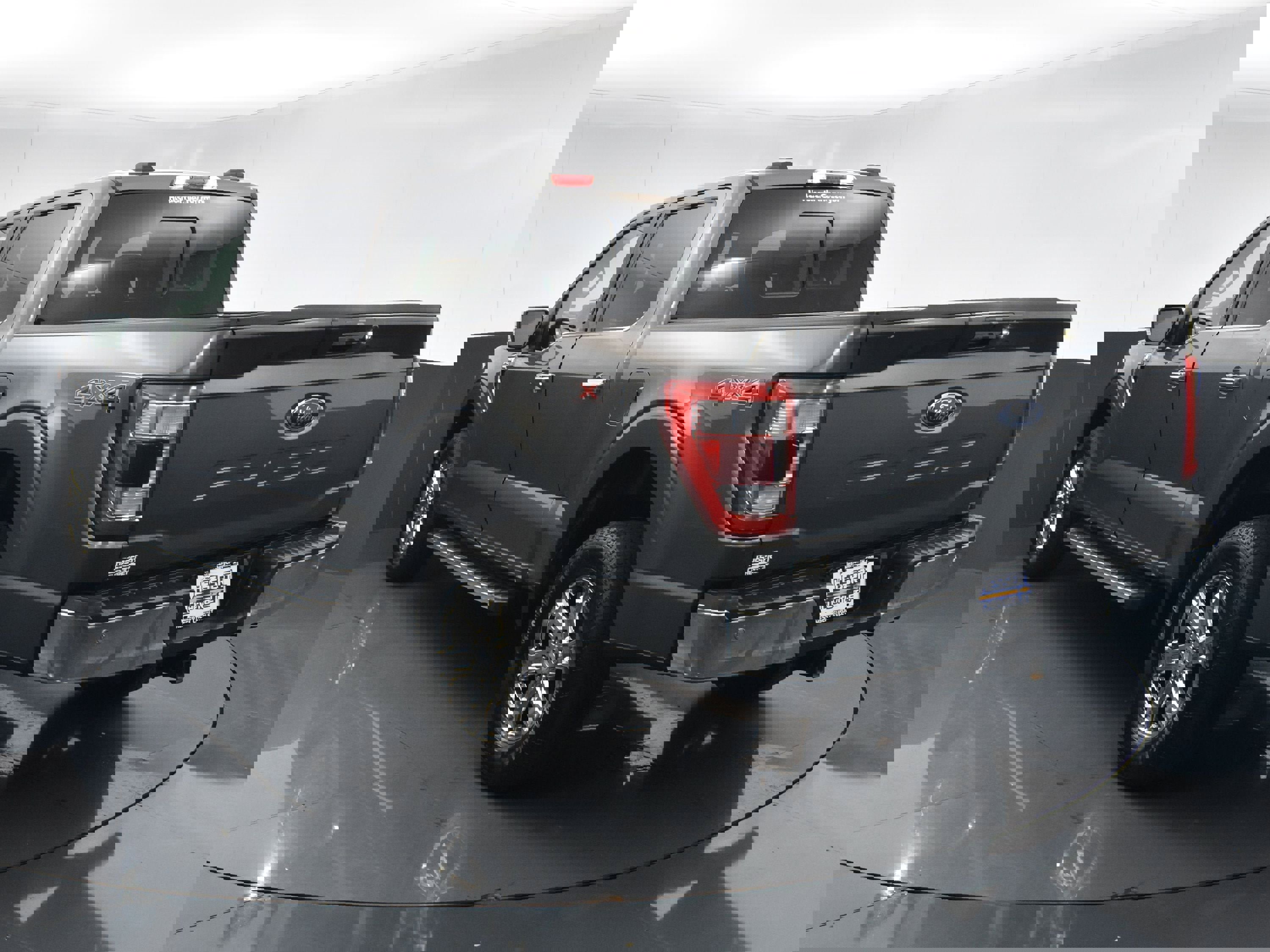 Used 2023 Ford F150 Lariat image 6