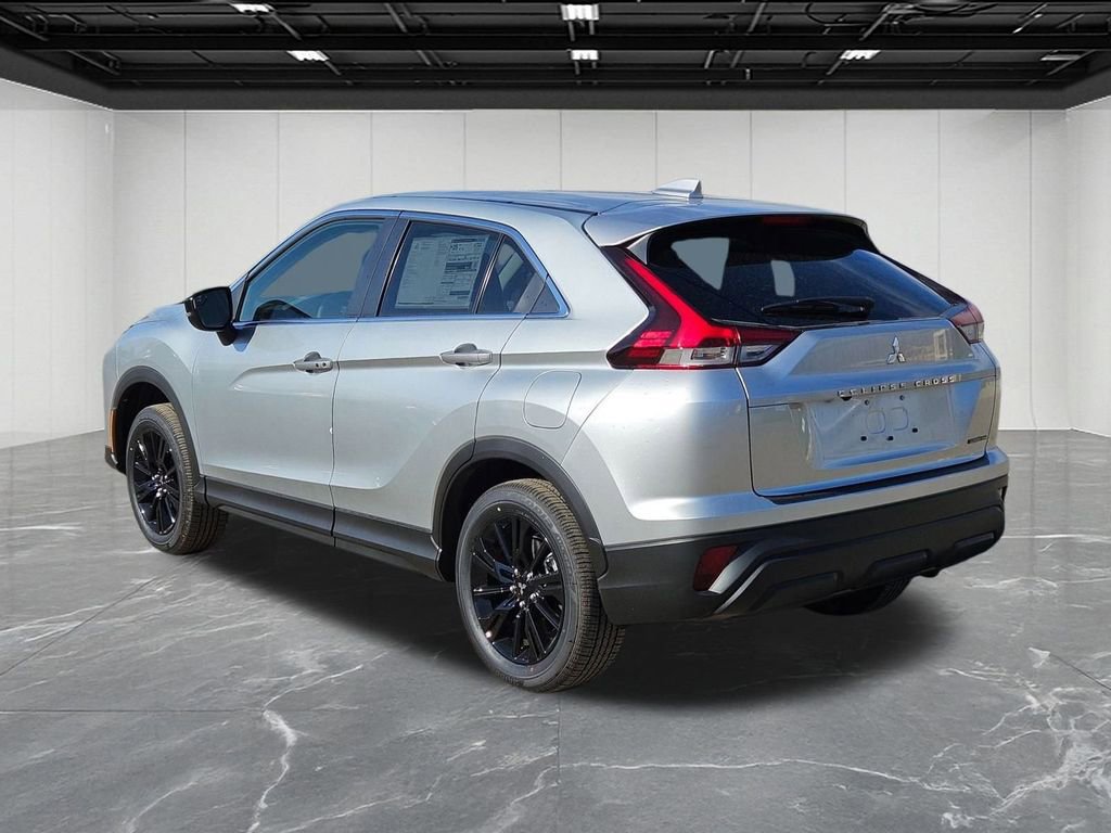 New 2026 Mitsubishi Eclipse Cross LE image 3