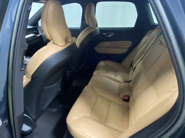 Used 2022 Volvo XC60 B6 Inscription w/ Advanced Package image 13