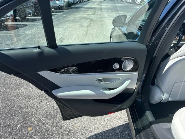 Used 2021 Mercedes-Benz E 350 4MATIC Sedan image 26