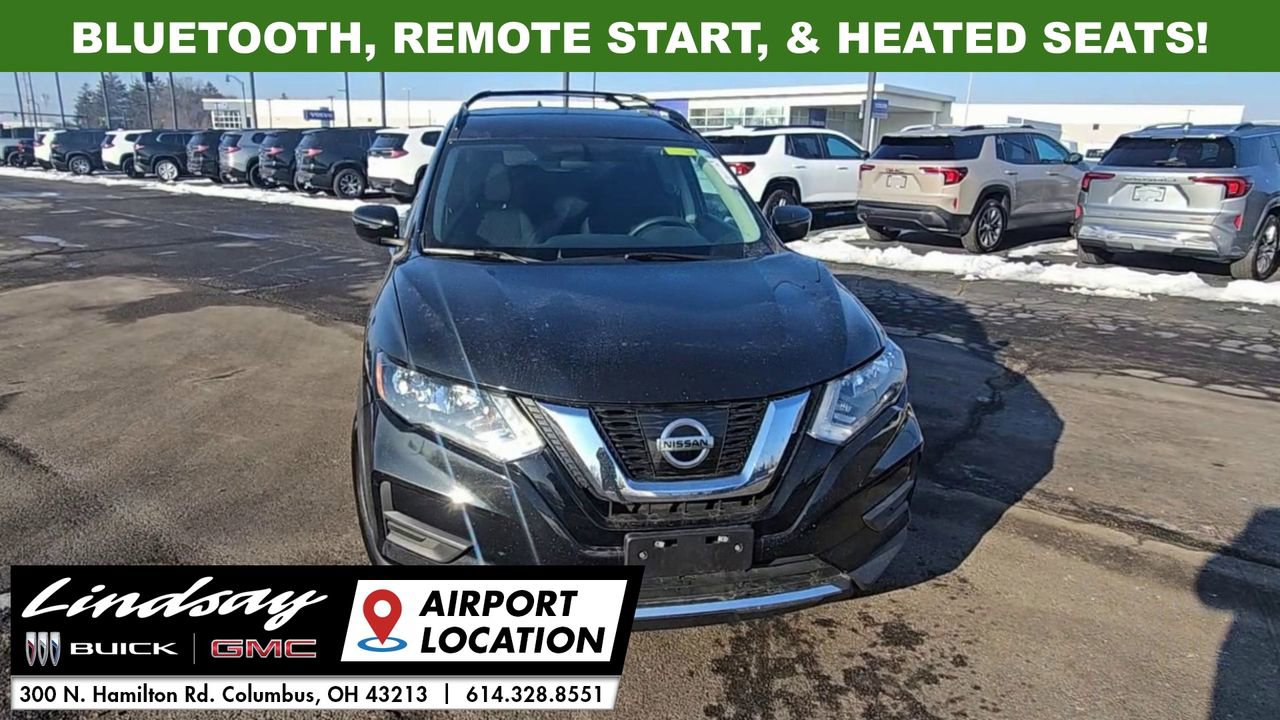 Used 2017 Nissan Rogue SV w/ Midnight Edition image 3