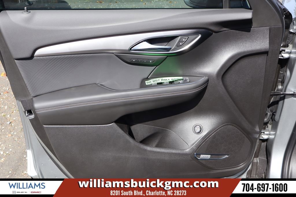 New 2026 Buick Envision Sport Touring image 9