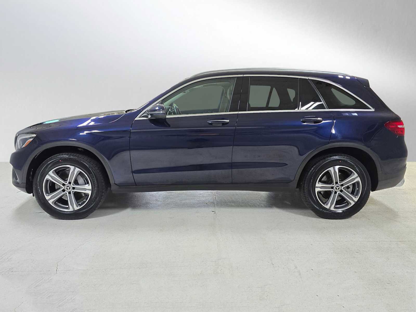 Used 2019 Mercedes-Benz GLC 300 4MATIC image 6