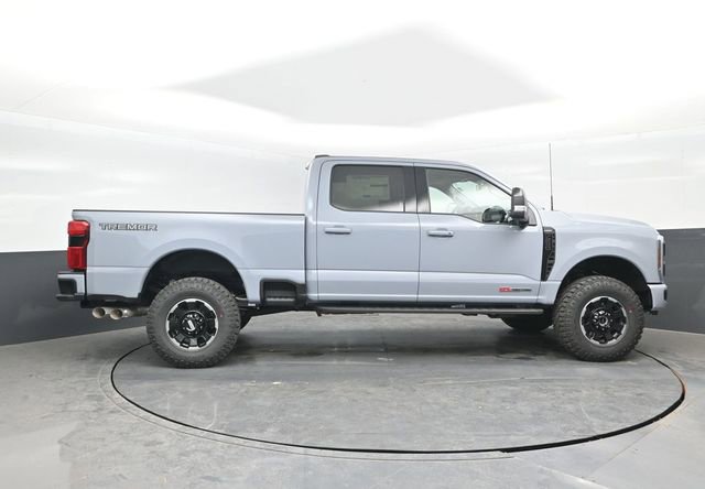 New 2026 Ford F250 Lariat AWD/4WD image 3
