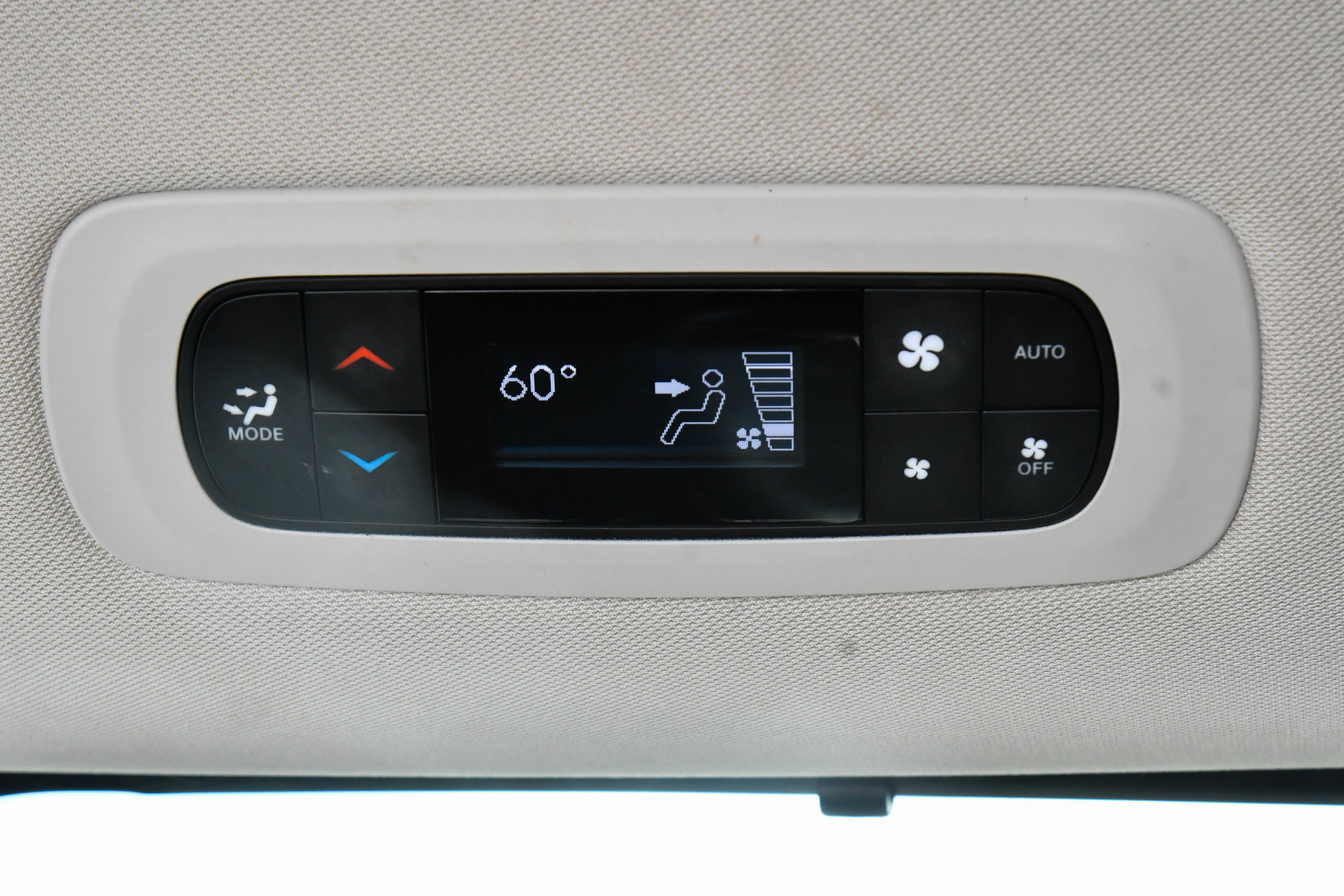 Used 2023 Chrysler Pacifica Touring-L FWD image 43