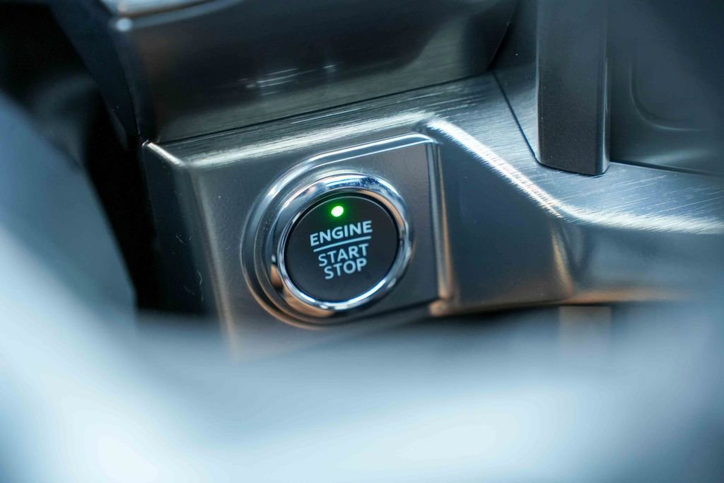 Used 2023 Ford F150 Lariat w/ Equipment Group 502A High image 37