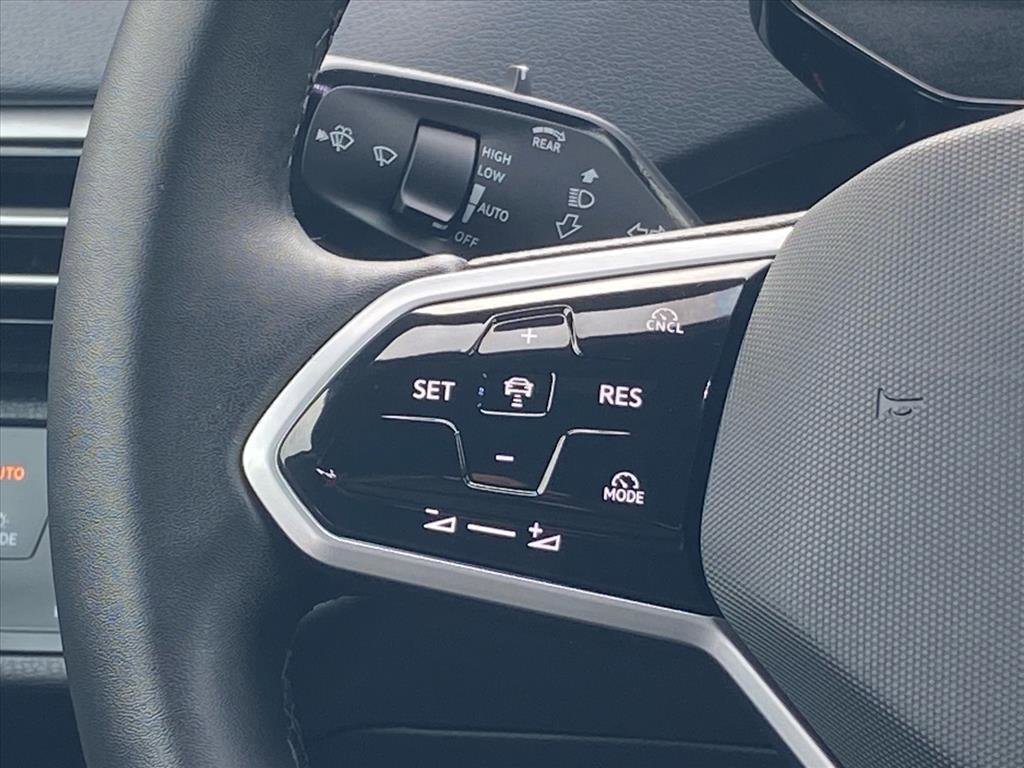 Used 2025 Volkswagen ID.4 Pro S image 7