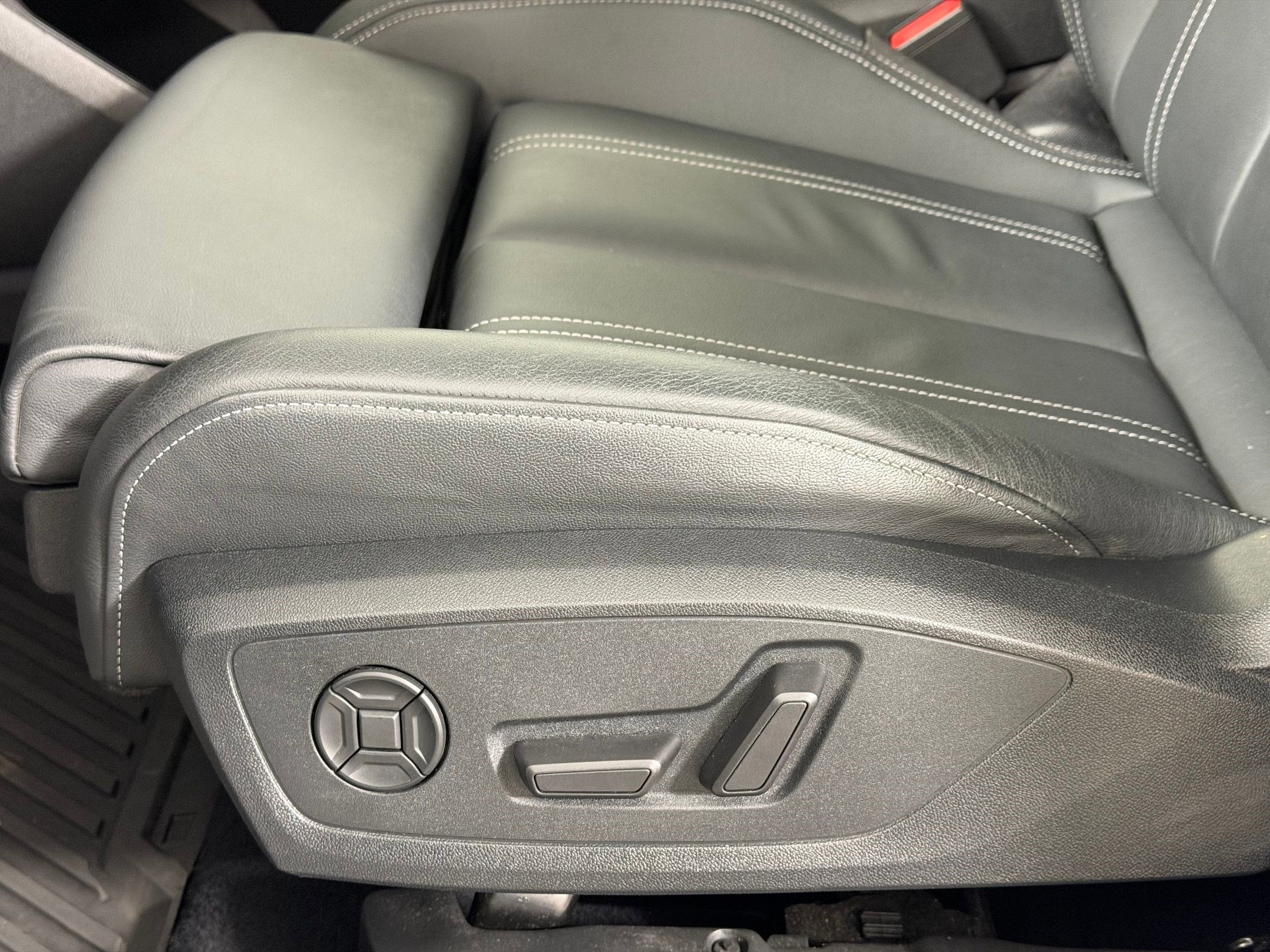 Used 2022 Audi Q4 e-tron Prestige w/ S Line Plus Package image 14