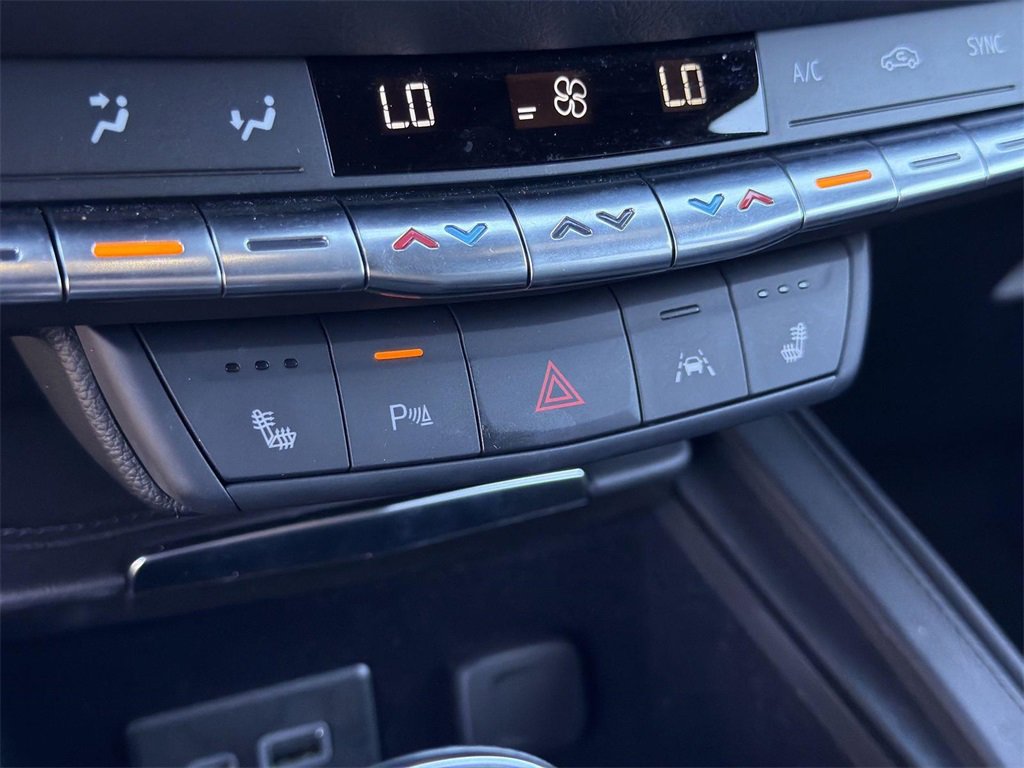 Certified 2023 Cadillac XT4 Sport w/ Cold Weather Package image 19